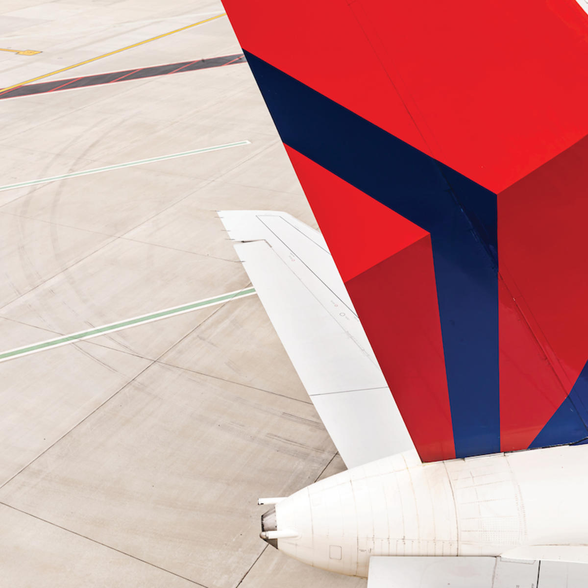 767 Plane Tail