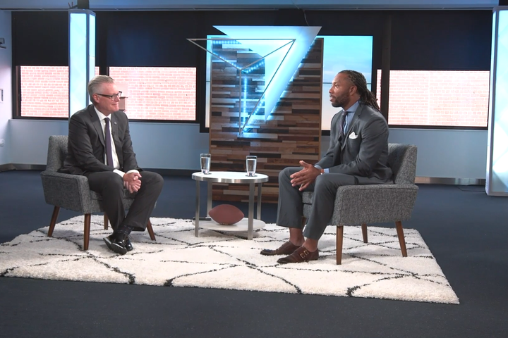 Larry Fitzgerald joins Ed Bastian on Episode 5 of Gaining Altitude.