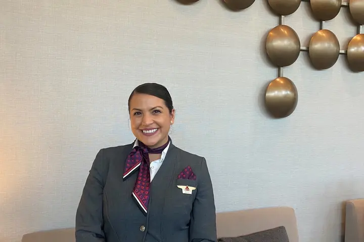 Flight Attendant Kenya Hernandez Diaz