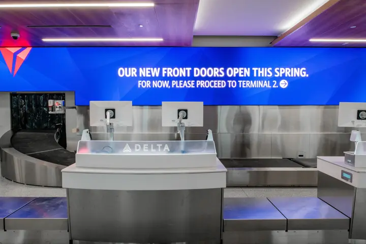 LAX Bag Drop March 2022