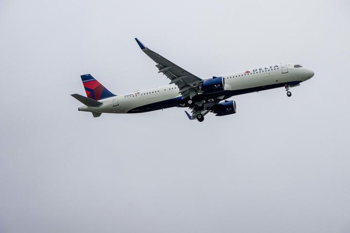 Delta A321neo departs from Boston Logan Airport