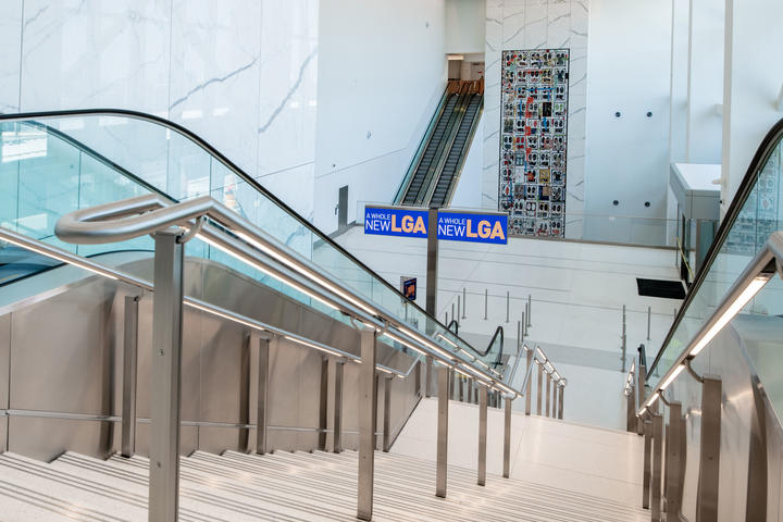 LaGuardia Airport (LGA)