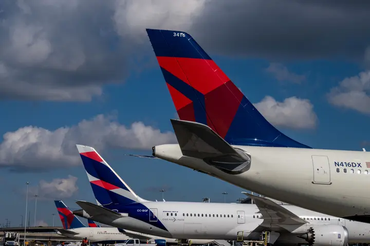 Delta and LATAM planes in a row.