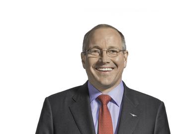 Steve Sear Executive Headshot