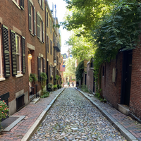 Historic Acorn Street in Boston.