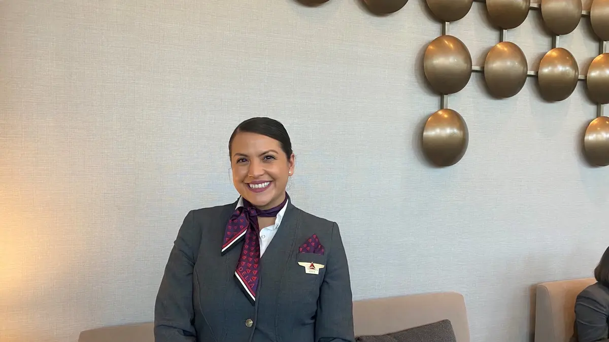 Flight Attendant Kenya Hernandez Diaz
