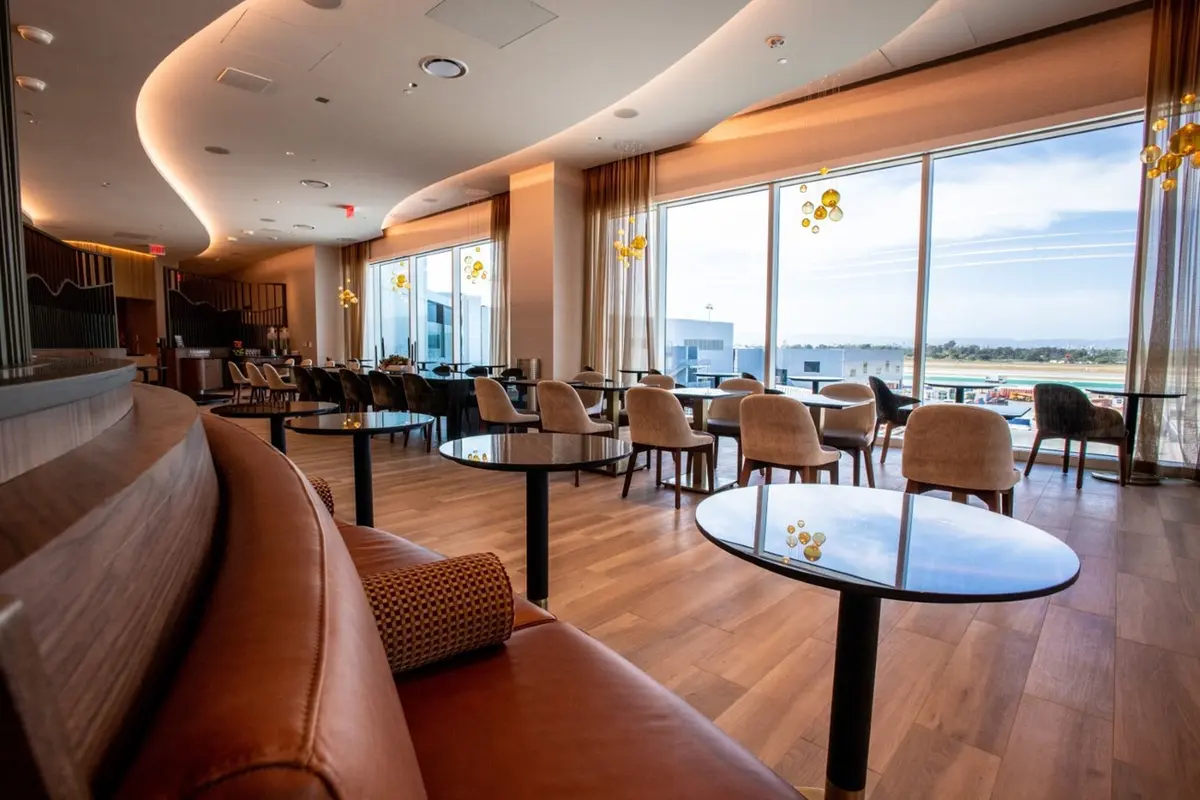 The Club includes a wide range of seating jobs to suit guest needs. 