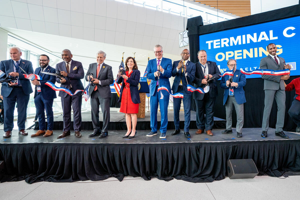 LaGuardia Airport (LGA) Opening and Ribbon Cutting