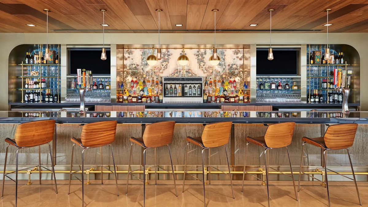 A view of the bar at the new Delta Sky Club at MCI.