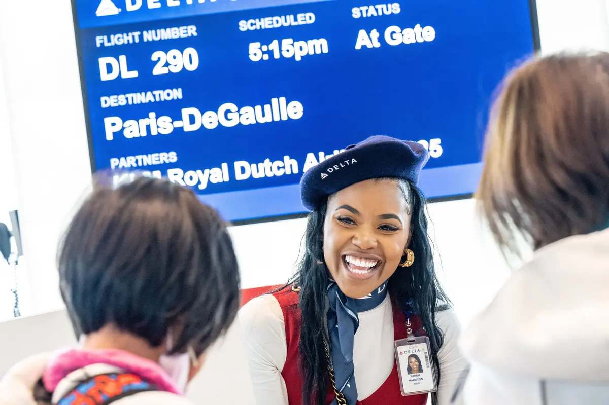 Delta people, customers and friends celebrate the departure of Delta Flight 290 from Los Angeles International Airport (LAX) to Paris Charles de Gaulle Airport (CDG).