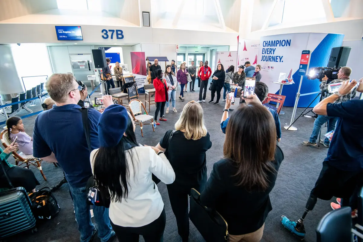Delta people, customers and friends celebrate the departure of Delta Flight 290 from Los Angeles International Airport (LAX) to Paris Charles de Gaulle Airport (CDG).