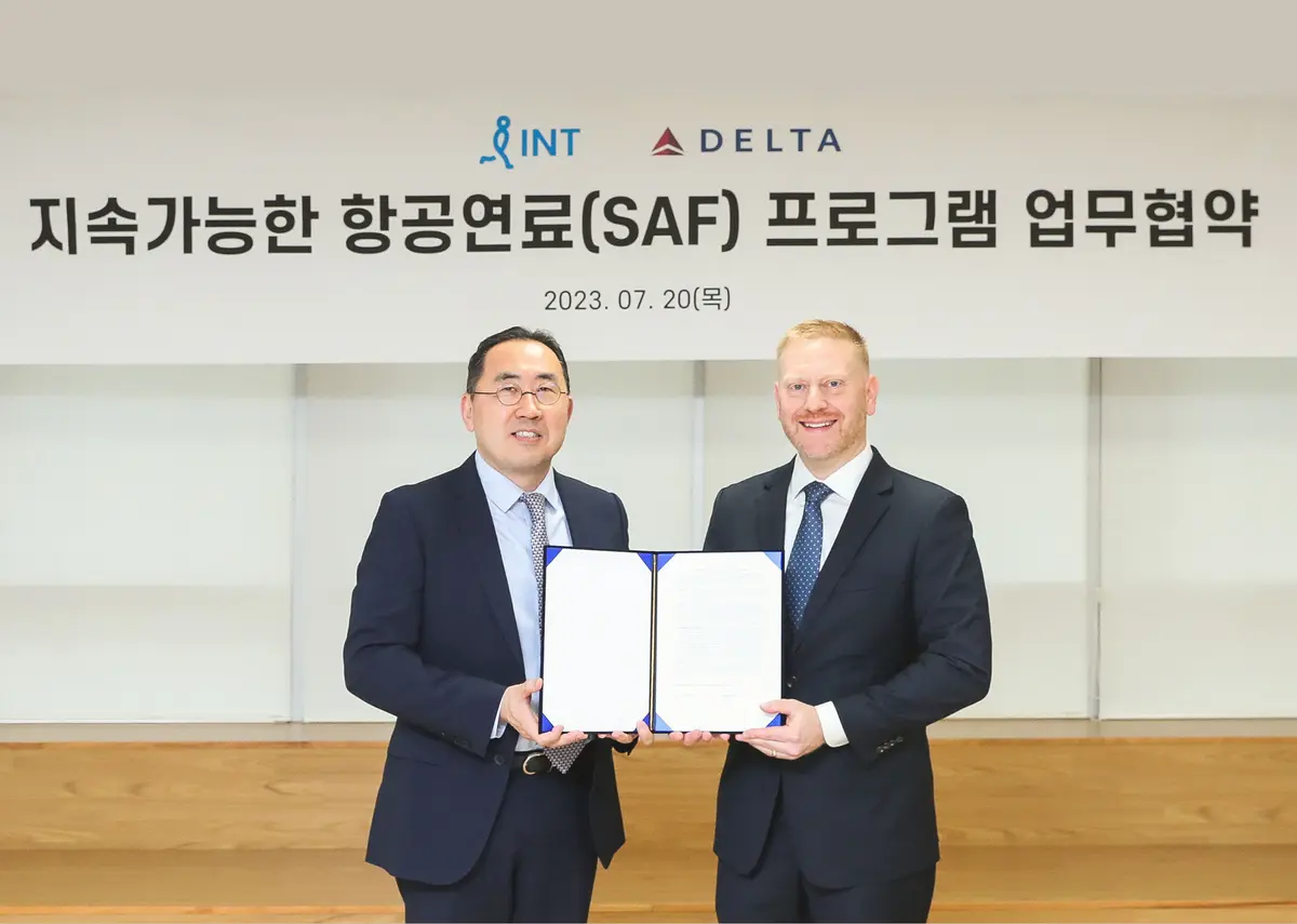 Delta and Interpark Triple executives reveal SAF agreement